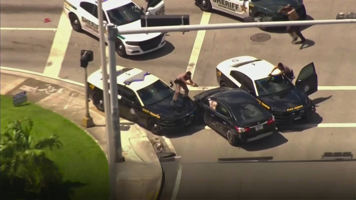 La espectacular (y peligrosa) persecución policial en Miami inició con una evaluación psiquiátrica