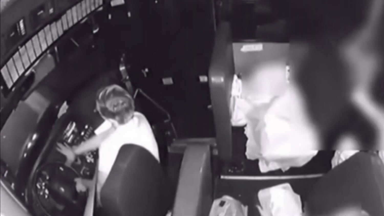 Un video muestra el momento del accidente mortal en Florida de un autobús escolar