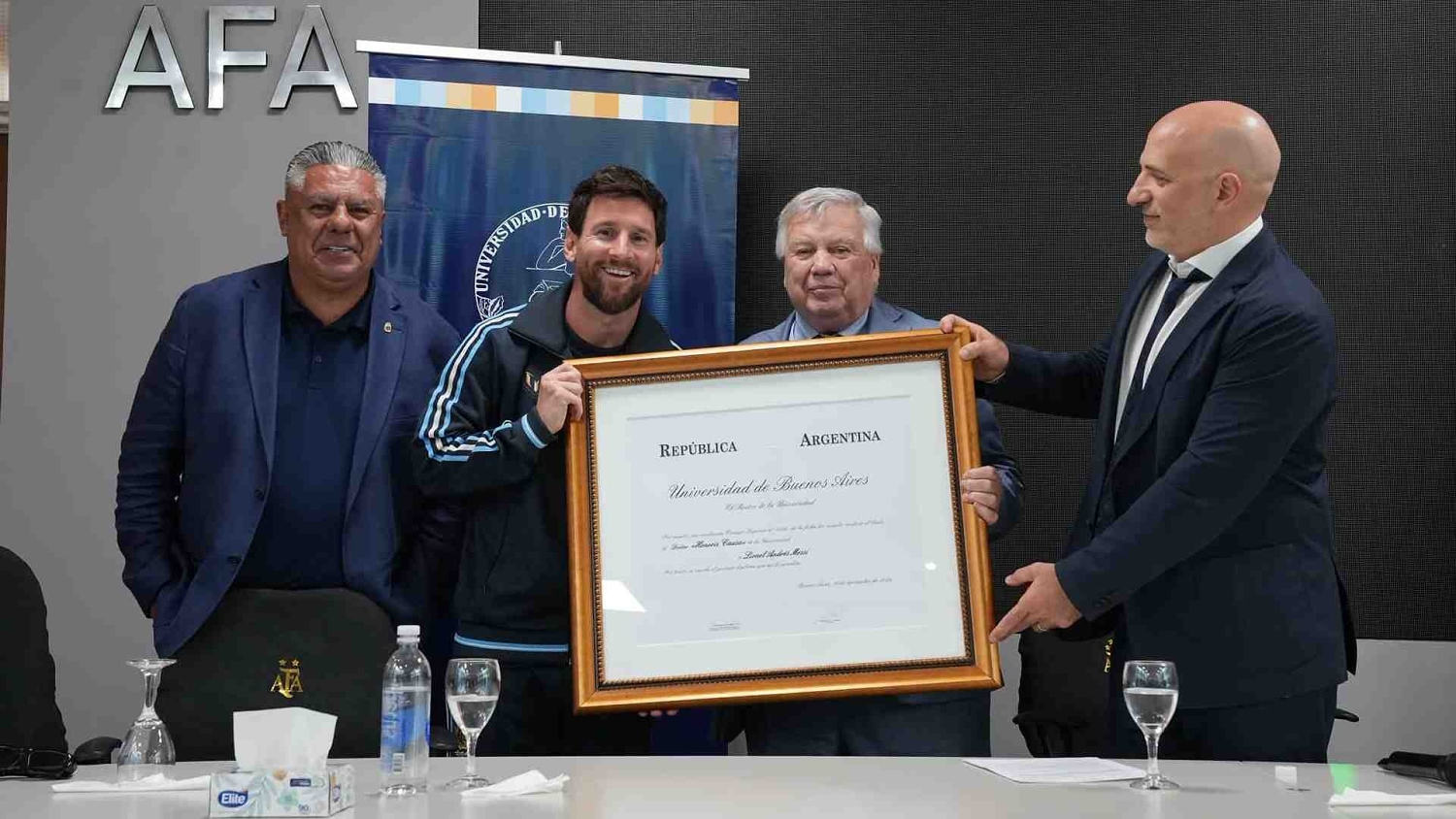 La Universidad de Buenos Aires distingue a Lionel Messi con el doctorado honoris causa