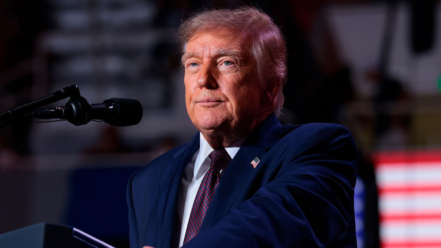 Trump hace campaña en Texas, un bastión republicano donde ahora los demócratas sorprenden