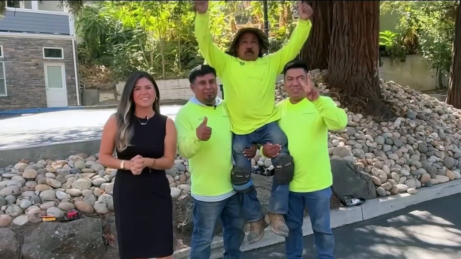 Tres trabajadores hispanos de California cuentan cómo llegaron a ser estrellas de las redes sociales