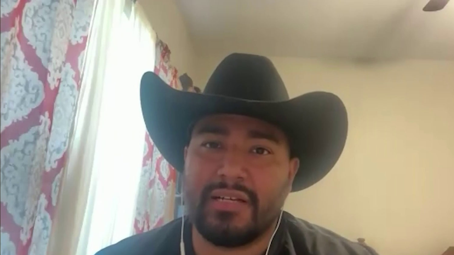 Un dreamer pierde su trabajo como agente del sheriff en Mississippi por no ser ciudadano
