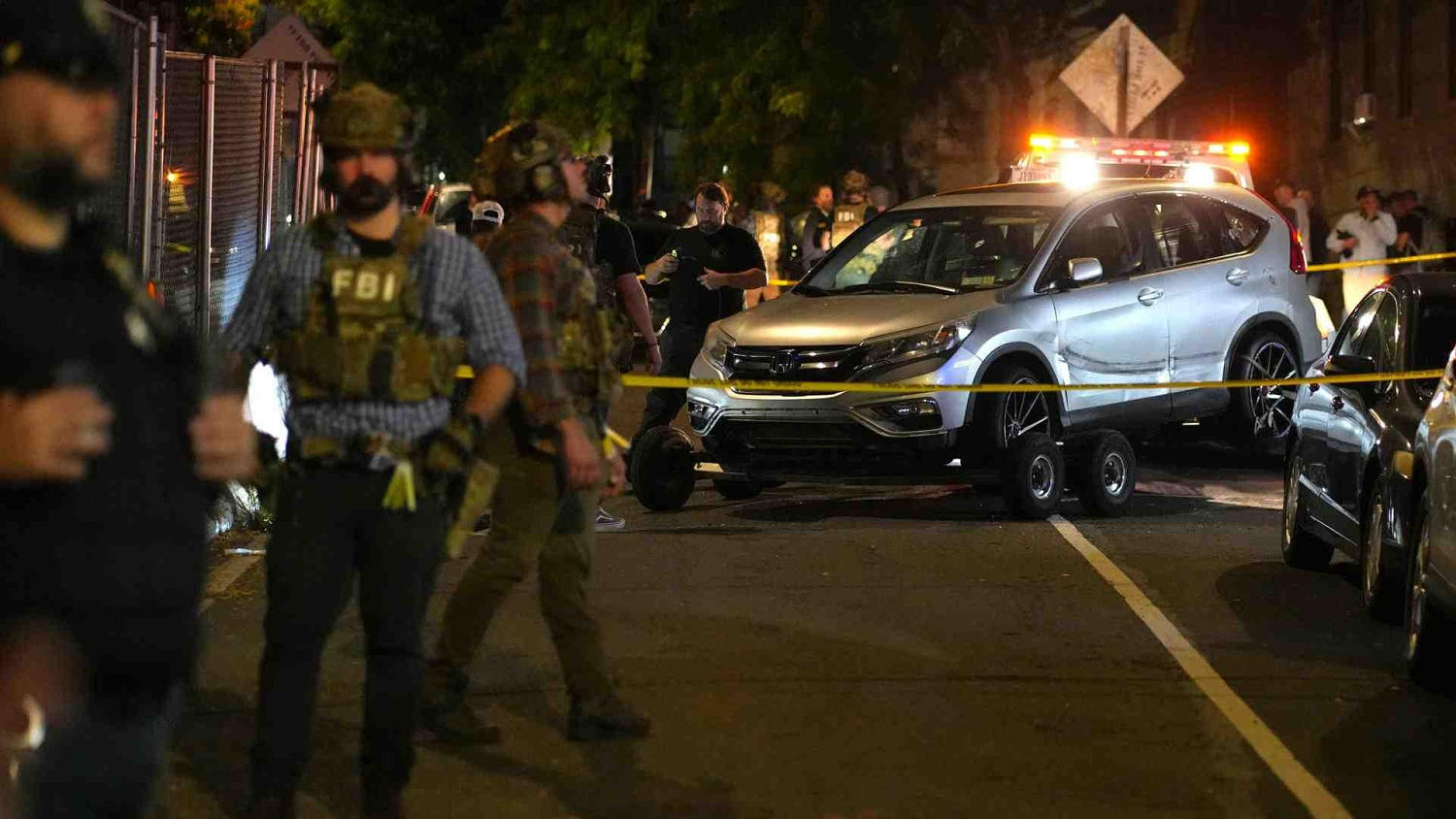 Las protestas por un inmigrante baleado por ICE dejan varios arrestos en Nueva York