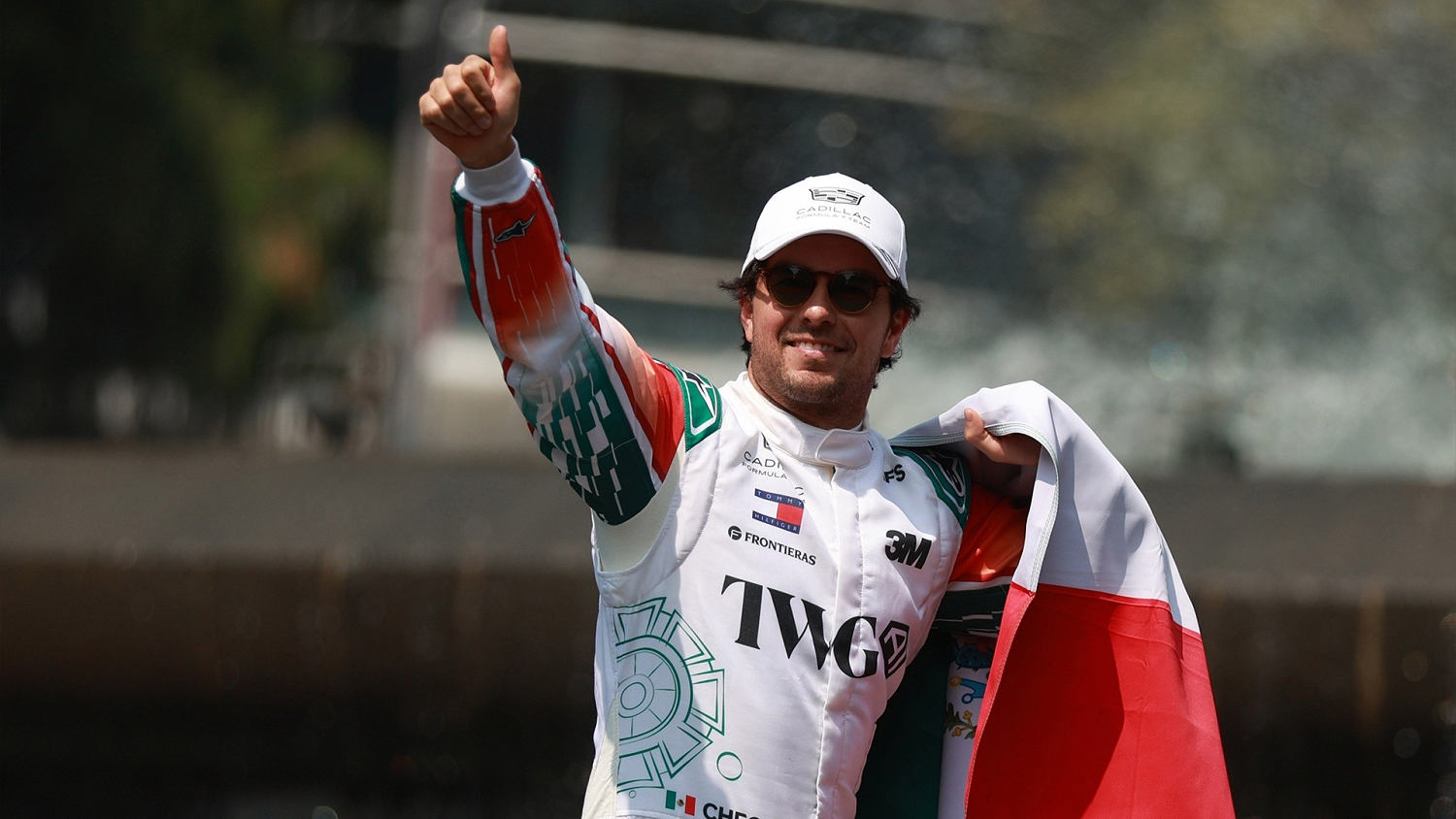 ‘Checo’ Pérez regresa al Gran Premio de México con un show en Paseo de la Reforma