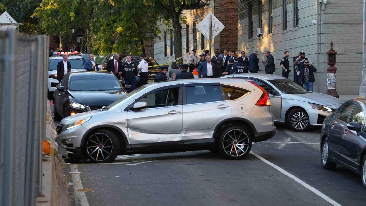 ICE vincula con los Trinitarios al inmigrante dominicano baleado durante un operativo en el Bronx