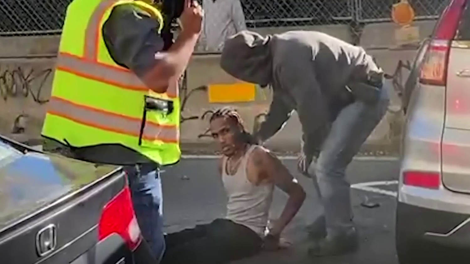 El DHS asegura que el inmigrante baleado por ICE en el Bronx intentó embestir a los agentes