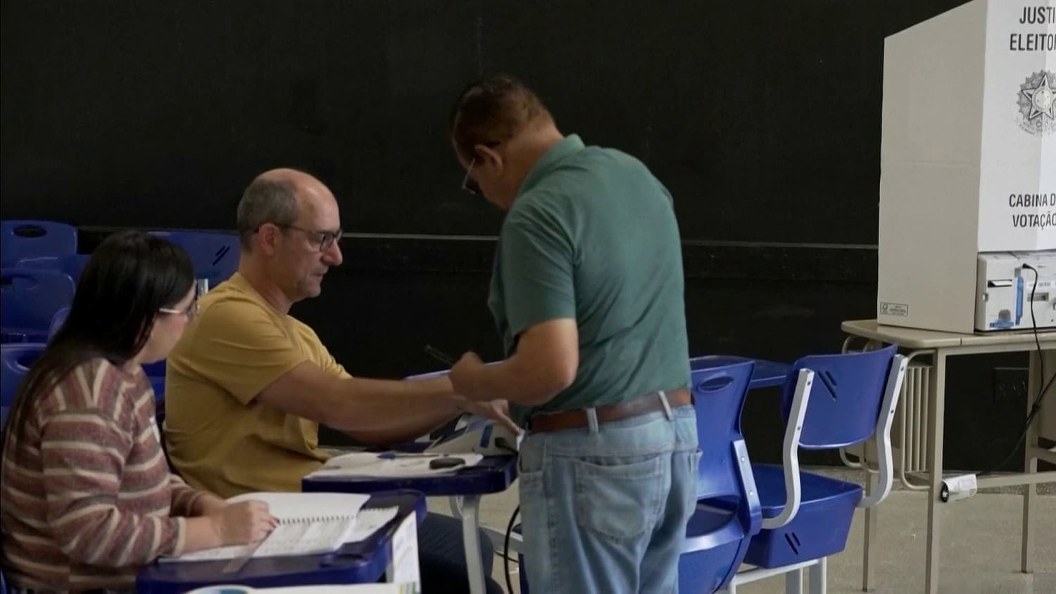 Las elecciones en Brasil enfrentan a Lula da Silva y Flávio Bolsonaro por la presidencia del país