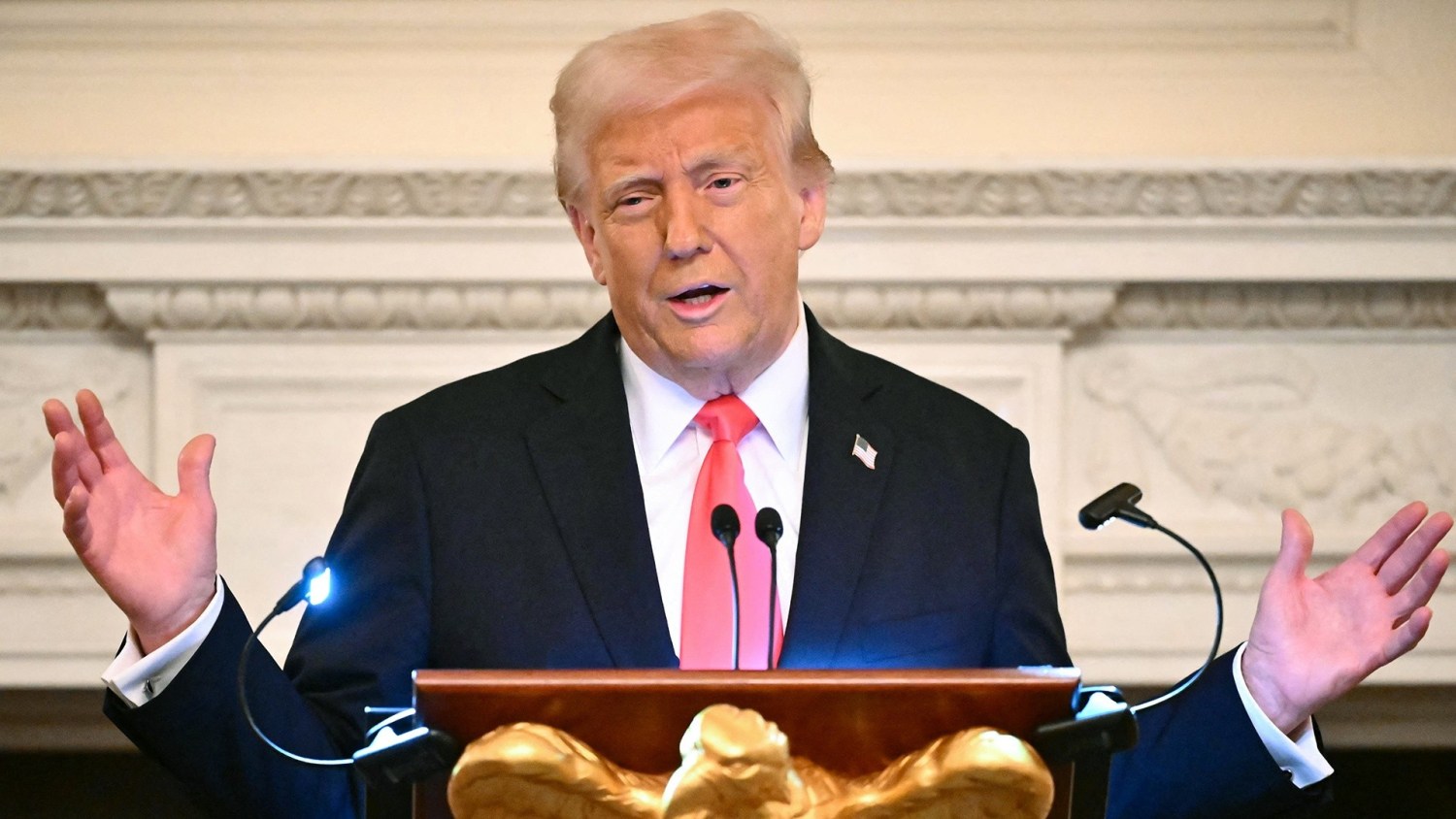 Trump thanks Muslims for support at White House Iftar