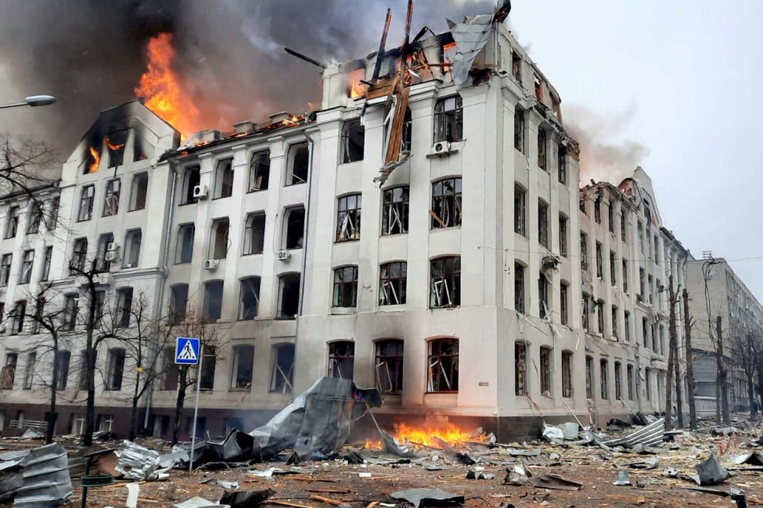Russia Intensifies Attacks on Ukraine as Zelenskyy Warns of Escalation; Serbia and France Also in Focus