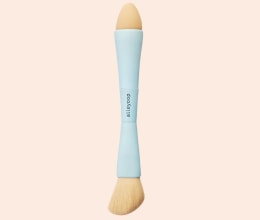 The Alleyoop Makeup Brush Helped Me Declutter My Makeup Bag