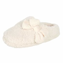 These memory foam slippers are luxuriously soft and chic
