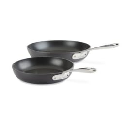 Grab This 35% Off Editor-Loved Nonstick Skillet Before It's Gone