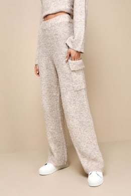 Famulily Womens Cozy Soft Fuzzy Pants Warm Winter Loungewear Causal High  Waisted Pjs Pants with Cuff, Beige, Small : : Everything Else