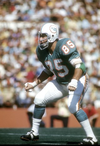 The CTE Link Between Players from the 1972 Miami Dolphins - The New York  Times