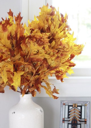 Preserved Fall Oak Leaves in Brown Tones