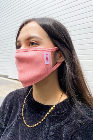 Lisa Says Gah Salmon Knit Mask