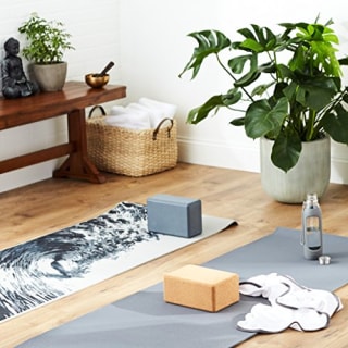 Gaiam Yoga Mat Premium Print Reversible Extra Thick Exercise &amp; Fitness Mat for All Types of Yoga, Pilates &amp; Floor Exercises
