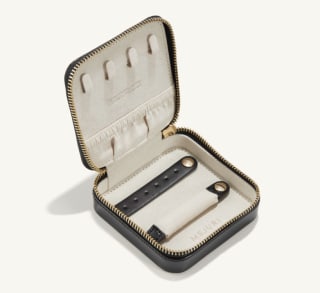 Mejuri Travel Jewelry Case