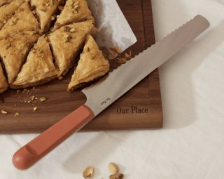 Serrated Slicing Knife