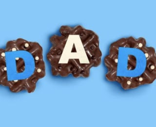 Wafels & Dinges Father's Day Mini Wafels - 12 Pack