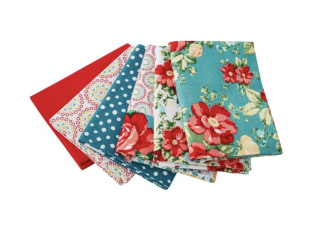The Pioneer Woman Vintage Floral 6-Piece Cotton Fabric Fat Quarter Bundle