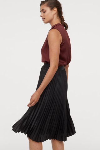 H&amp;M Pleated Skirt