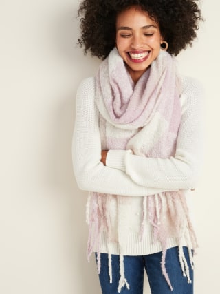 Boucl?-Knit Blanket Scarf