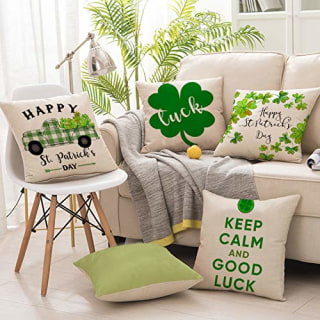 Shamrock St Patricks Day Throw Pillow Cover 18x18 Green Holiday Decorative Cushion Covers Indoor and Outdoor Set of 4 for Party, Living Room, Bedroom and Car (Shamrock)