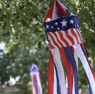 Boardwalk Boutique Patriotic Outdoor Streamer Spinner