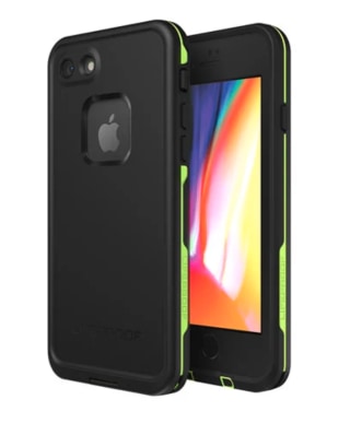 Lifeproof Frē Case for iPhone SE