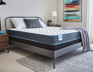 Sleepy's Basic 8.25-inch Firm Innerspring Queen Mattress