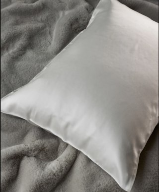 The White Company Silk Pillowcase