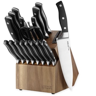 Chicago Cutlery® Insignia Classic 18-Piece Knife Block Set in Black