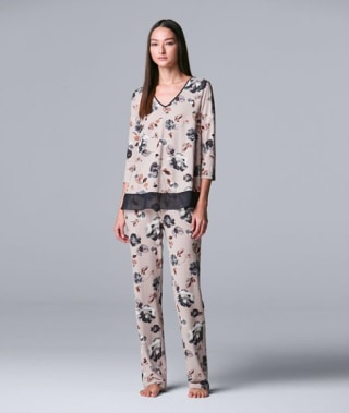 Simply Vera Wang Top and Bottoms Set