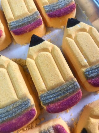 Pencil Bath Bomb
