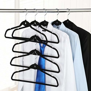 Yahteech Cascading Non Slip Velvet Hangers