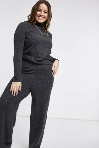 Vero Moda Curve Turtleneck Sweater Set