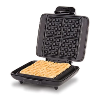DASH No-Drip Belgian Waffle Maker