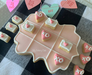 St. Valentine Tic-Tac-Toe Cookie game