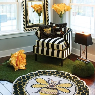 Queen Bee Rug - 4' Round
