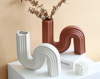 Ceramic Snake Curve Shape Echo Vase, Simple Form Flower Pot