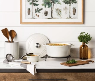 Enameled Cast Iron Dutch Oven