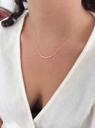 Curved Bar Necklace
