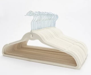 ClutterFree Set of 50 Universal Hangers