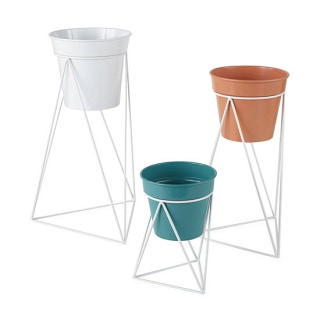 Outdoor Oasis Set of 3 Outdoor Planters