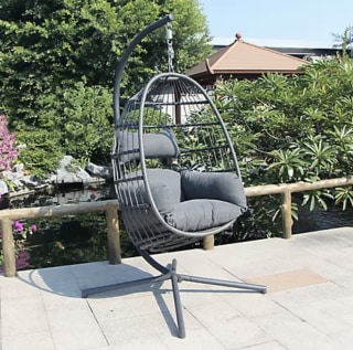 Berkley Jensen Hanging Wicker Egg Chair