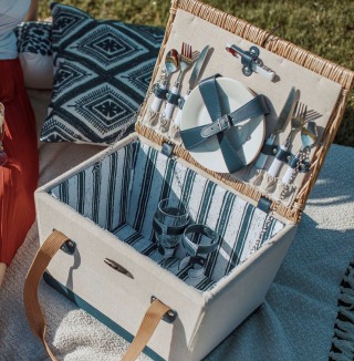 Natural Park Picnic Basket