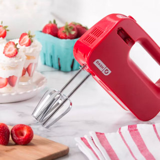 Dash Smartstore Hand Mixer