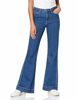 find. Women's Flared High Waist Jeans