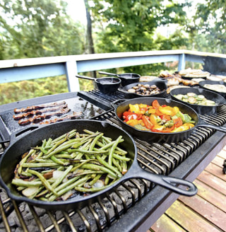 Lodge 15-Inch Cast-Iron Skillet